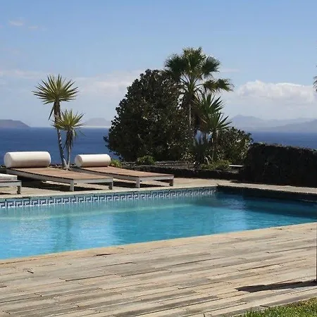 Villa Abaego *